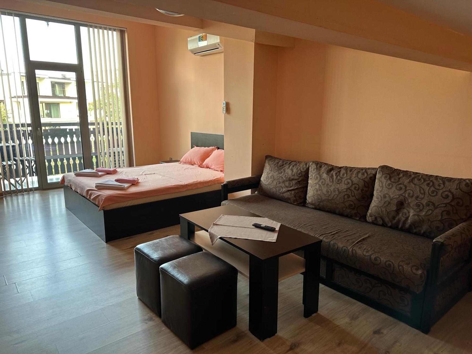 Guest House Dinevi ساباريفا بانيا المظهر الخارجي الصورة