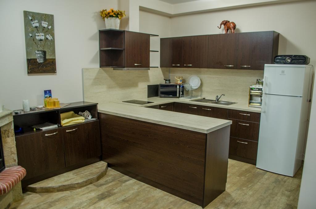 Guest House Dinevi ساباريفا بانيا المظهر الخارجي الصورة