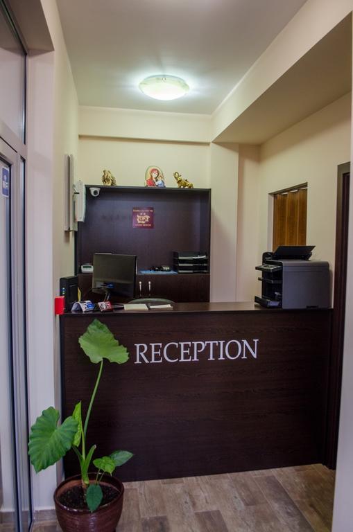 Guest House Dinevi ساباريفا بانيا المظهر الخارجي الصورة